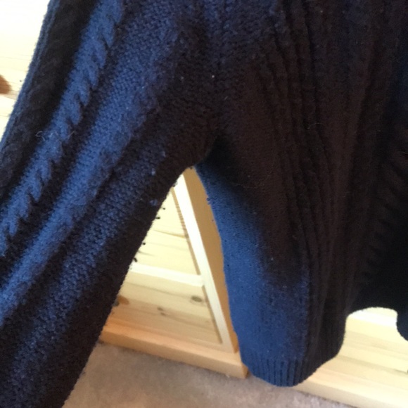 J. Crew 100% Wool Cable-Knit Sweater Buttons M - Picture 8 of 13